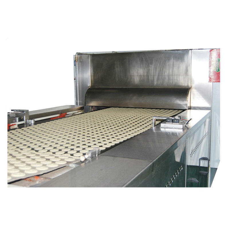 How does automation play a role in a sandwich cake production line, and what advantages does it offer in terms of efficiency and consistency
