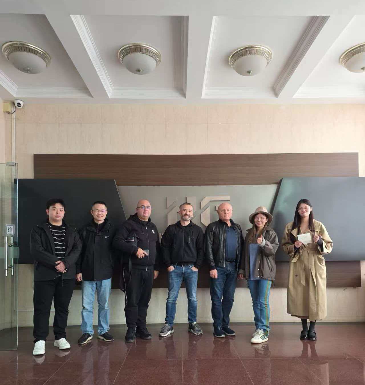 A Meeting Across Mountains and Seas, Building a New Bridge for Cooperation