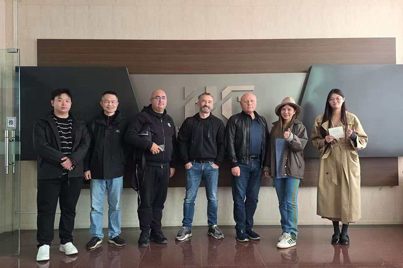 A Meeting Across Mountains and Seas, Building a New Bridge for Cooperation